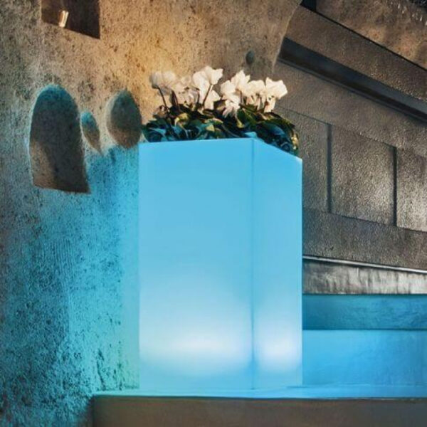 VASO LUMINOSO OCTANS 80 h CON LED MULTICOLOR E BATTERIA SOLARE - immagine 3