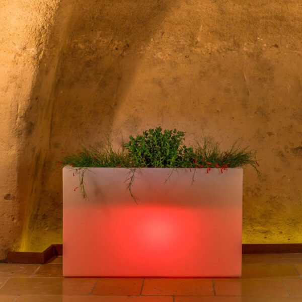 FIORIERA SCULPTOR  50 h CON LED MULTICOLOR E BATTERIA SOLARE - immagine 4