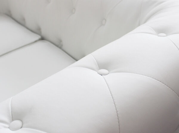 DIVANO 3 POSTI CHESTERFIELD IN ECOPELLE BIANCO - immagine 3