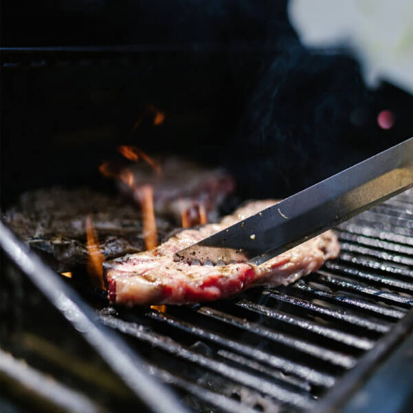 VALIGETTA CON ACCESSORI PER BARBECUE - immagine 2